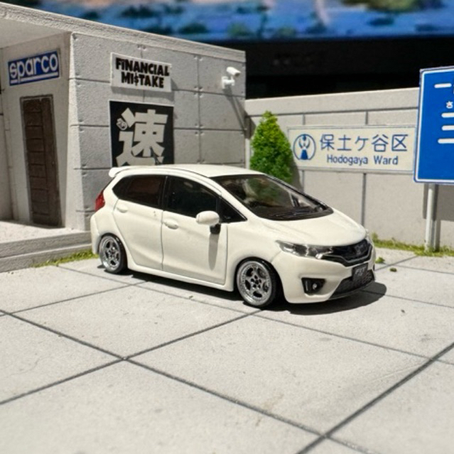 Inno64 Honda Fit GK5 (Jazz) White