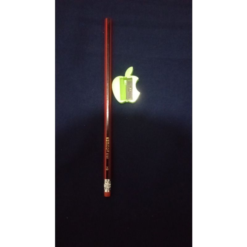 

Pensil Kenko 6151 HB set rautan motif Apple.