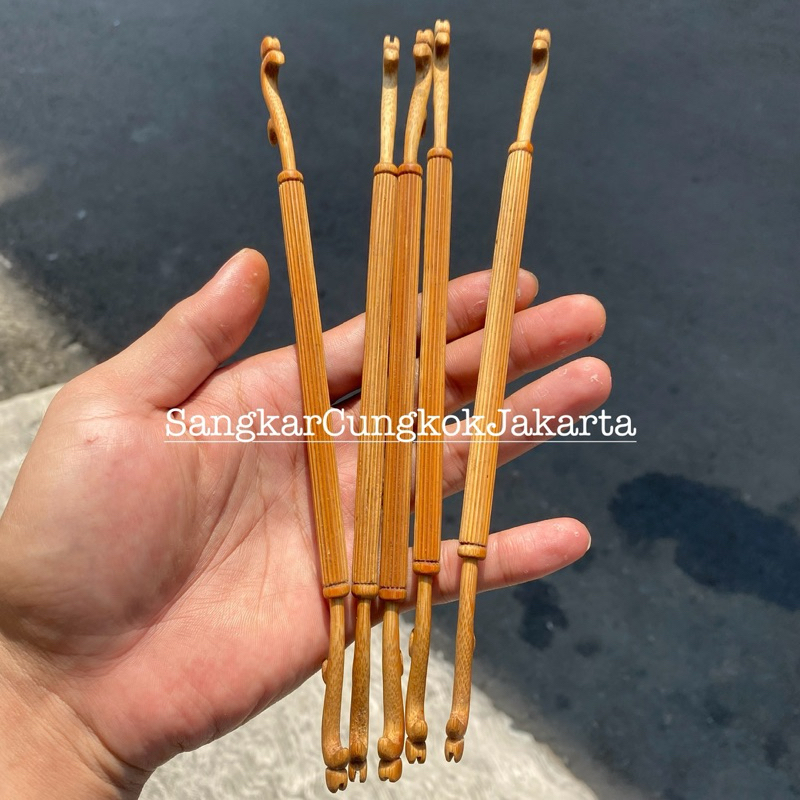Tangkringan D22 Handmade Bambu Tua Pleci Mata Puteh Ori Cungkok