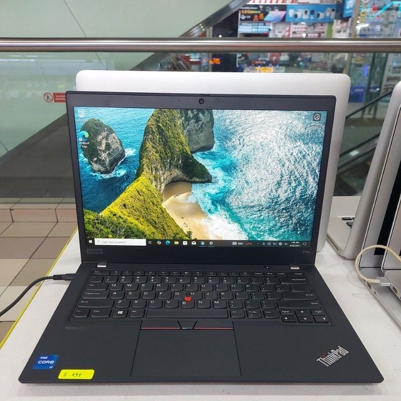 Laptop Lenovo Thinkpad P14s core i7-1165G7 Nvidia T500 ram 16gb ssd 1Tb 677