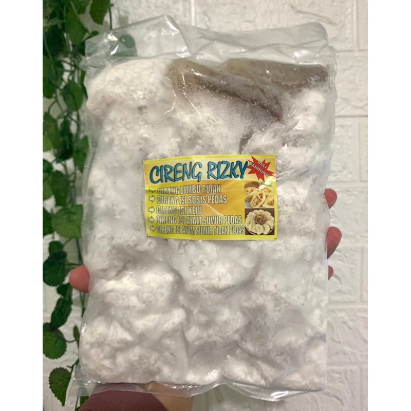 

Cireng salju bumbu rujak