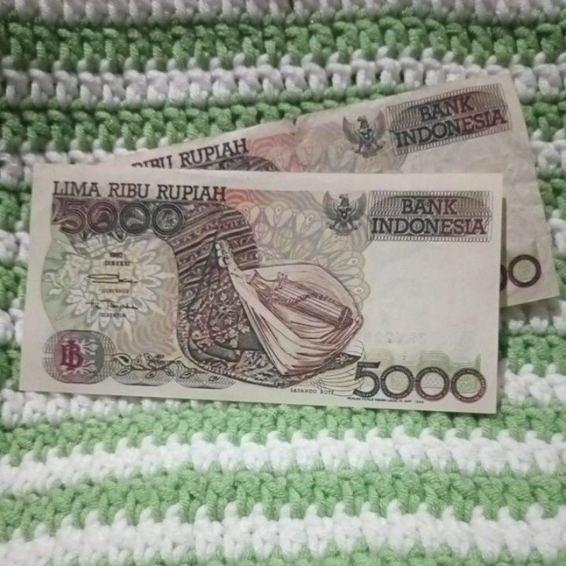 Uang kuno 5000 rupiah th 1992