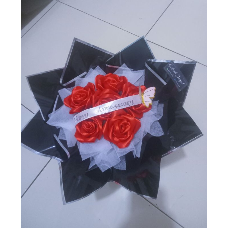 

buket bunga,buket pita satin,buket kekinian,roundt buket