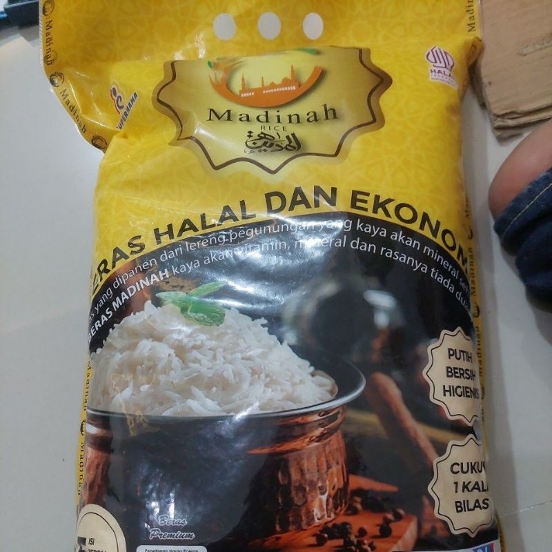 

Beras Madina Kemasan 5 Kg Premium