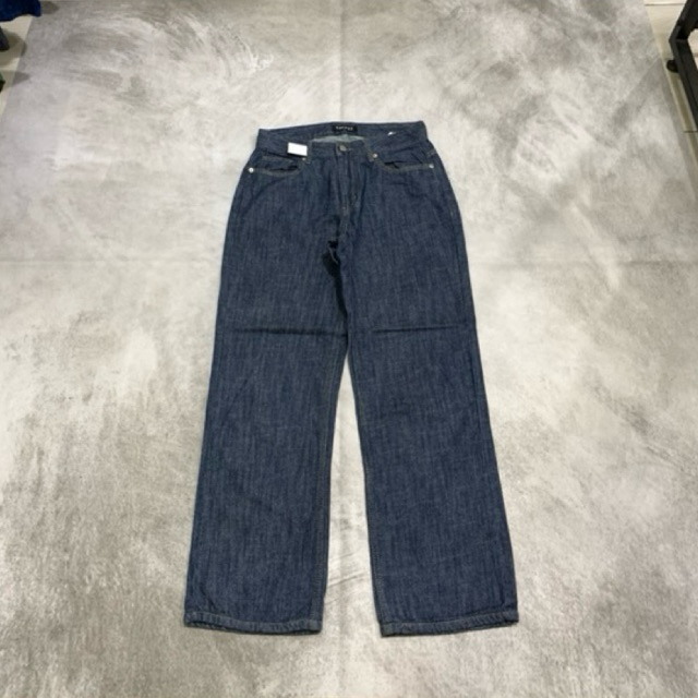 TOFFEE BAGGY JEANS Code : H26