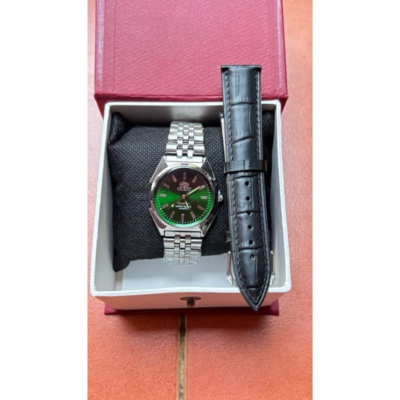 Orient Quartz Green