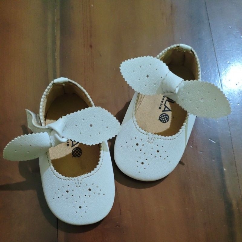 preloved sepatu qula usia 1 tahun