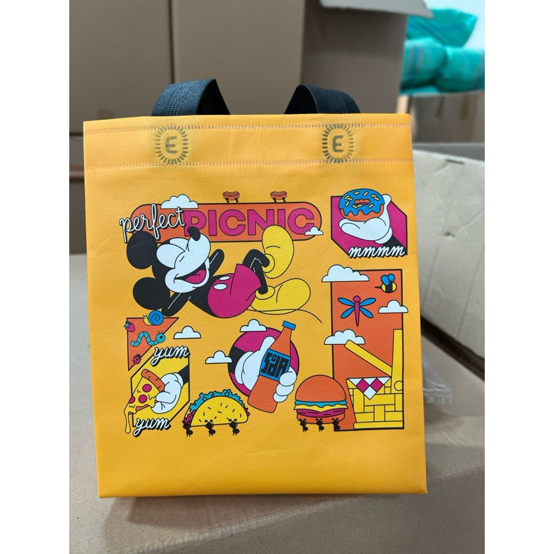 

(HARGA 1 LUSIN) Goodiebag sanrio laminasi / Tas karakter mickey mouse / Goodiebag spunbond ultah /