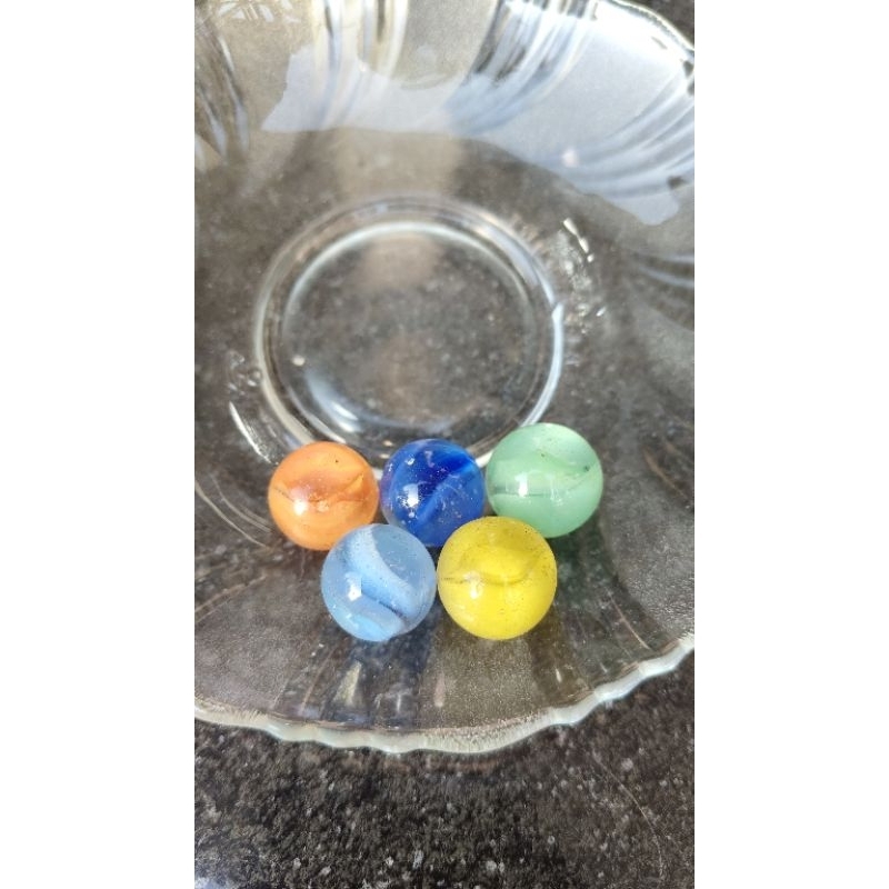 5 kelereng mata kucing