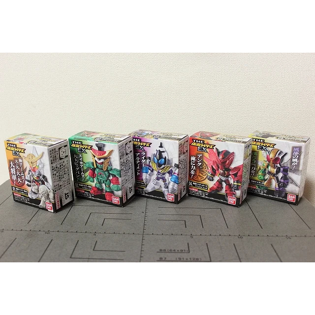 Kamen Masked Rider THE Kamen Riders EX Shokugan Candy Toys CT Bandai Gaim Fourze OOO W