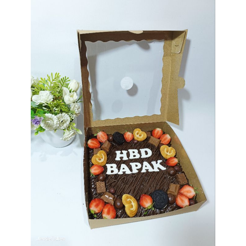 

Brownies topping stroberi/brownies ulang tahun