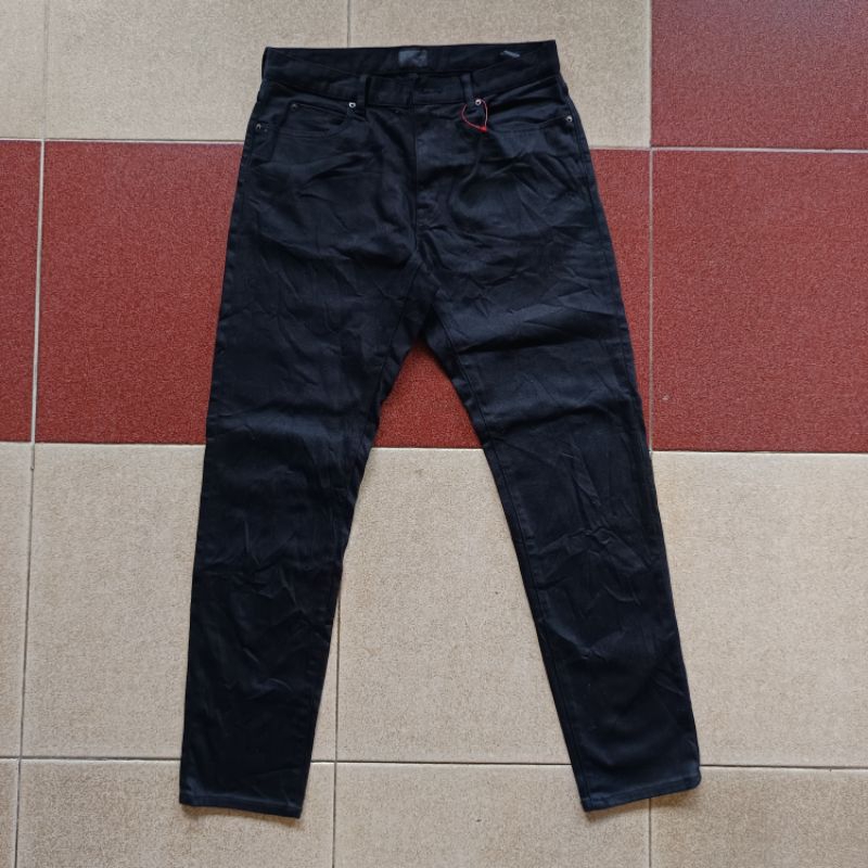 celan jeans ZoZo hitam
