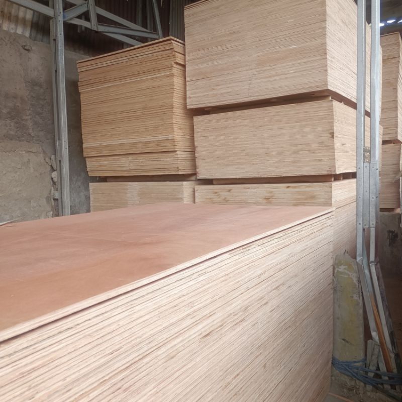 Triplex Plywood Triplek Lembaran Cor 9mm MC 122x244cm Meranti