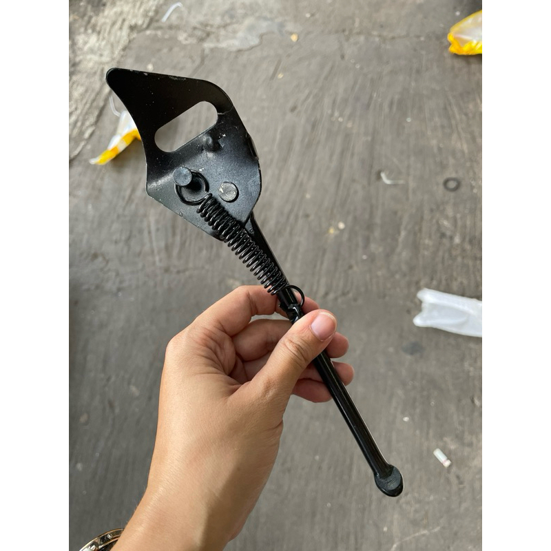 Standar Samping Sepeda Anak