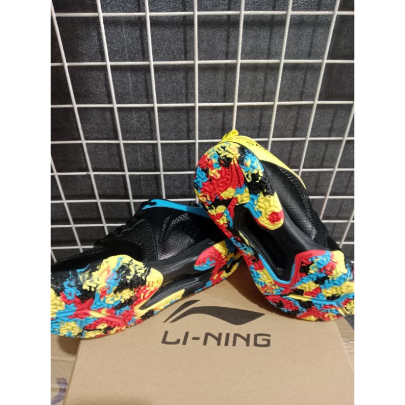 sepatu lining saga lite