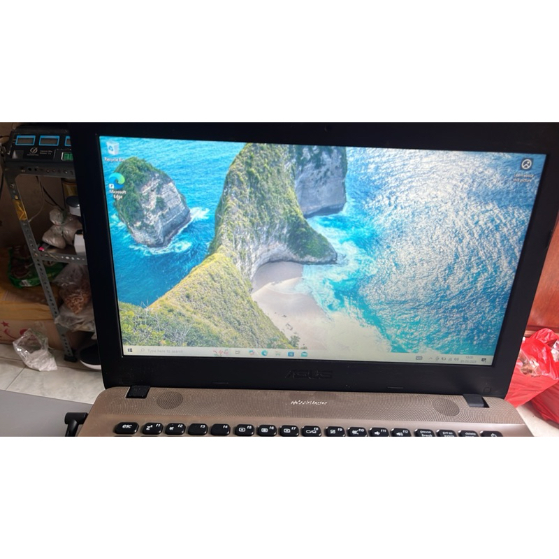 Laptop Asus X441BA second