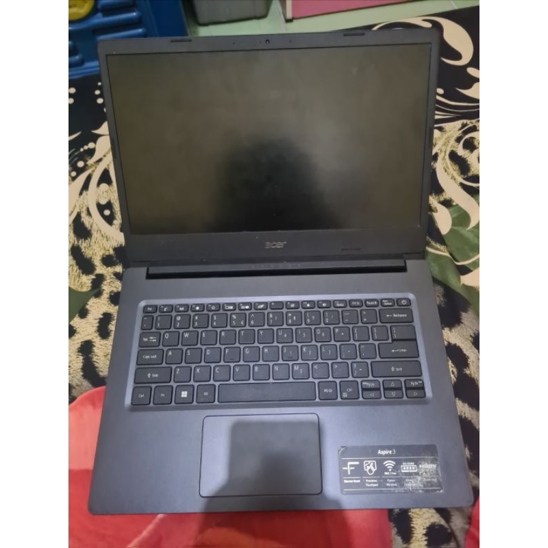 Laptop ACER ASPIRE 3