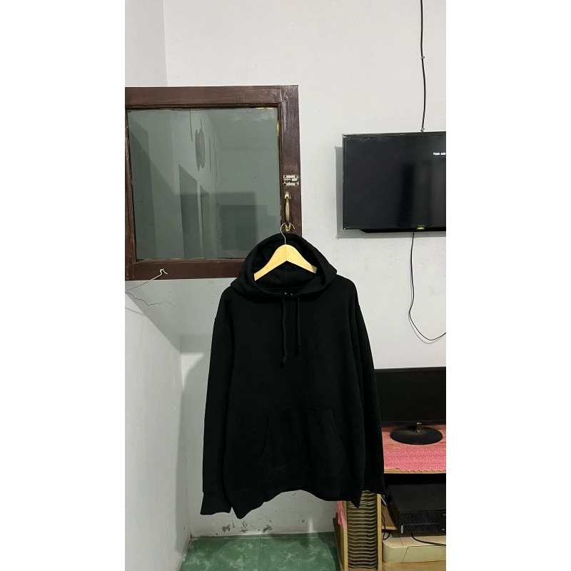 Hoodie hitam polosan by muji
