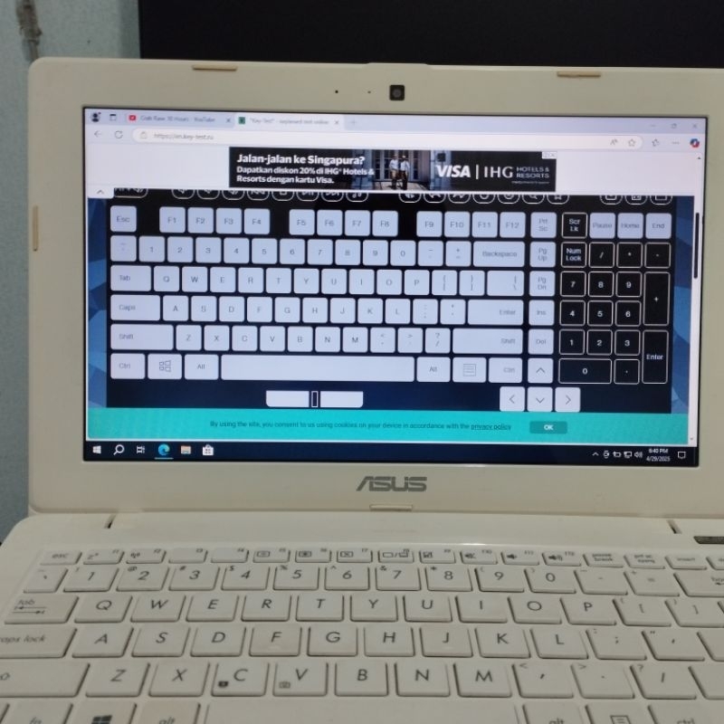 Laptop Asus X200CA