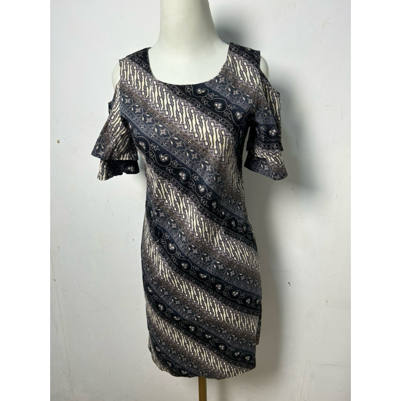 dress batik monochrome hitam putih abu wanita murah bagus sekali pakai PRELOVED