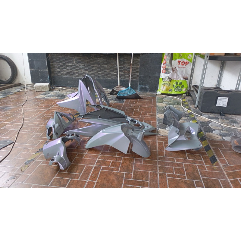 Body Vario 125 Old KZR Full Original Copotan Repaint Kompresor