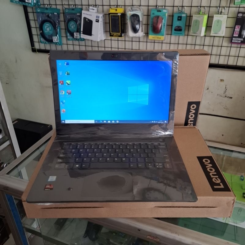 Laptop Lenovo intel core i5 Gen 8 Ram 8Gb Ssd 256 Dual Vga like New