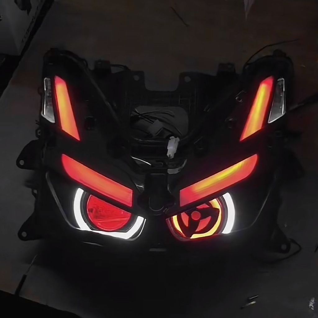 BILED VARIO 160 ABS CBS CUSTOM MATA SHARINGGAN FULL SET REFLEKTOR