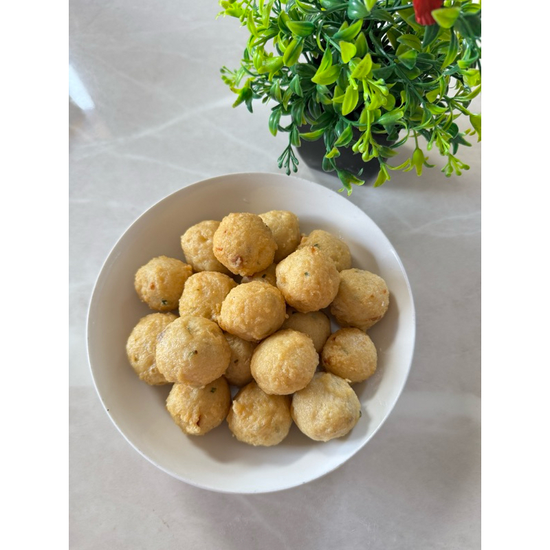 

Pempek Adaan Ikan Tenggiri