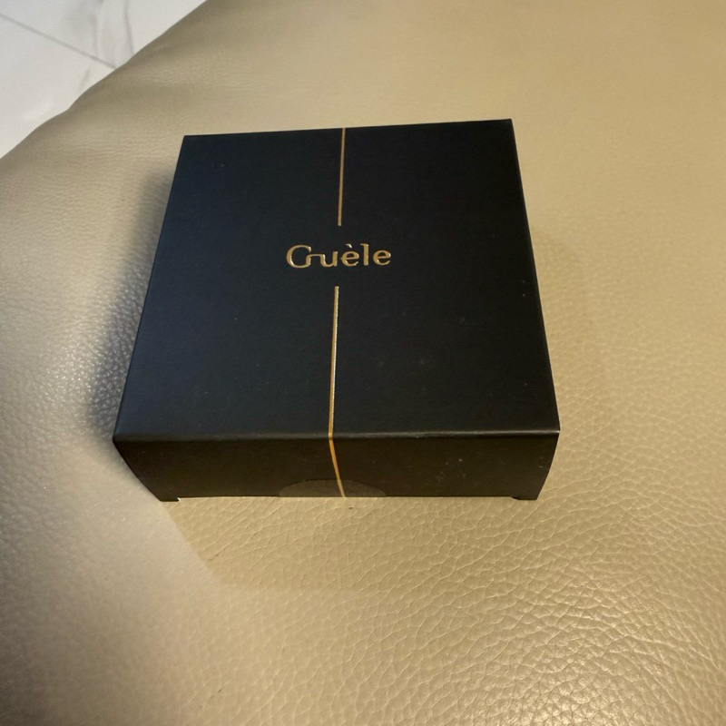 Guele Cushion in Sande