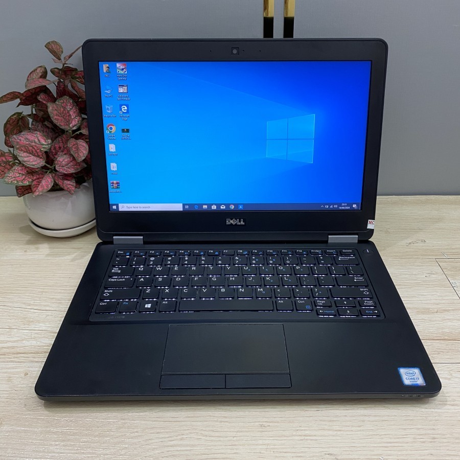 LAPTOP DELL LATITIDE E5270 i7 GEN6 PROMO MURAH BAGUS BERGARANSI