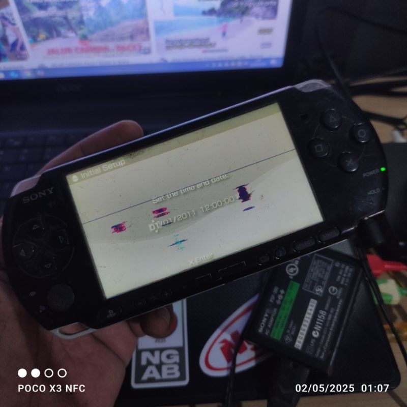Sony PSP-E1000 Handheld Game Console Hitam 4.3 Inci TFT
