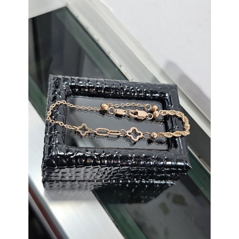 gelang titanium, gelang serut titanium, gelang clover