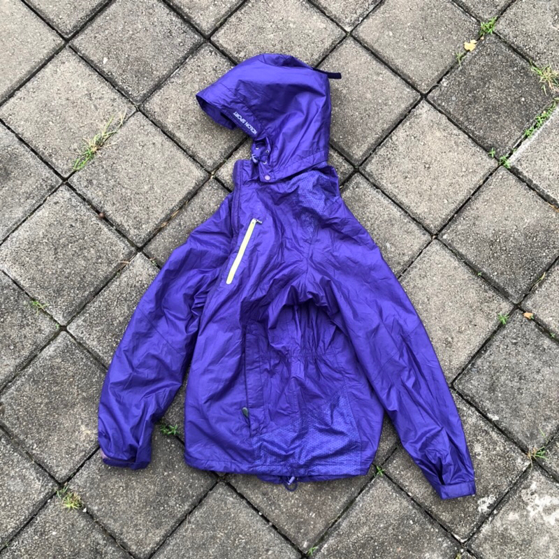 outdoor jaket Kolon Sport gorpcore velcro waterproof second bekas not arcteryx