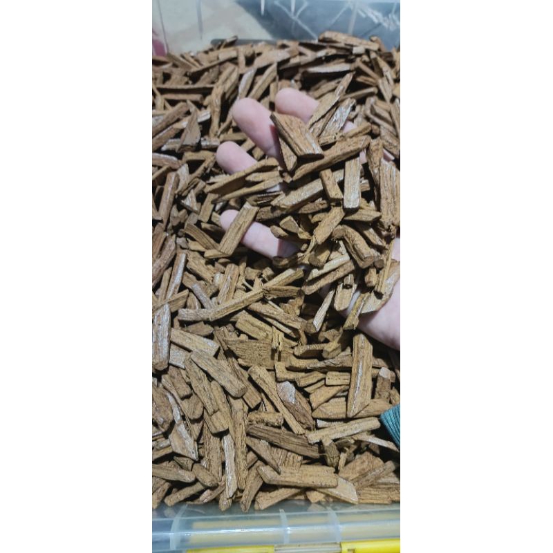 KAYU GAHARU SANA'I STICK 100GR