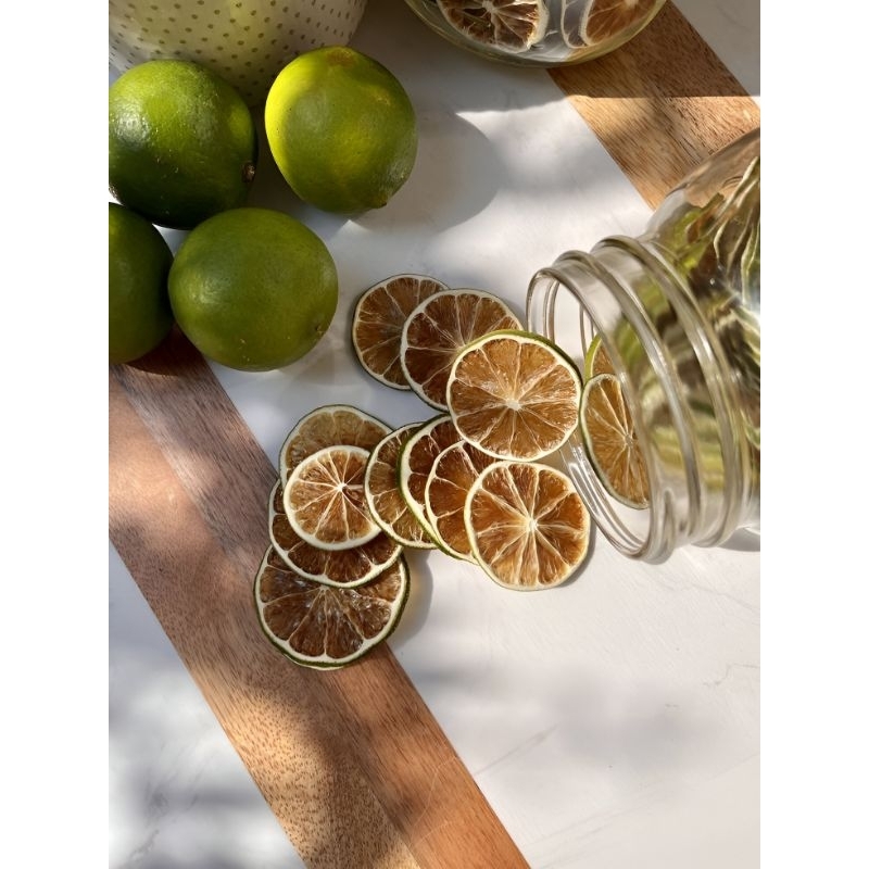 

Jeruk Nipis Kering/Dried Lime Dehydrated (bukan jemur matahari)