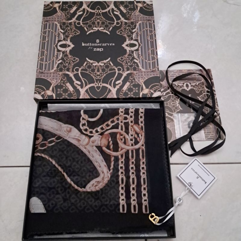 [READY] LIMITED EDITION SCARF BUTTONSCARVES X ZAP - BLACK
