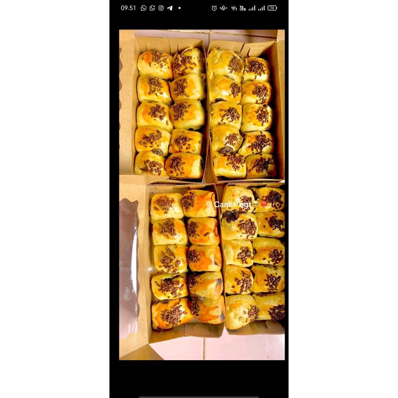 

BOLEN PREMIUM MINI ISI 10 / BOLEN COKLAT PISANG LUMER / BISA INSTAN