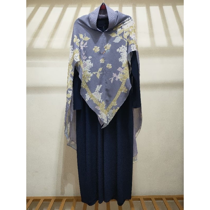 Preloved khimar sisesa set gamis basic