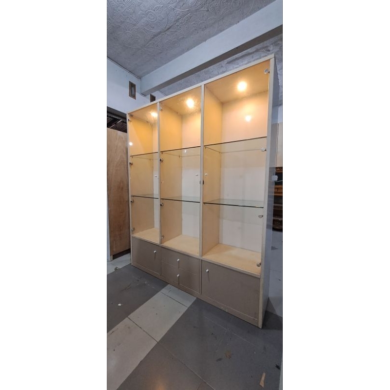 Bufet Kaca Besar | Lemari Kaca | Lemari Piala | Bifet Kaca (BEKAS)