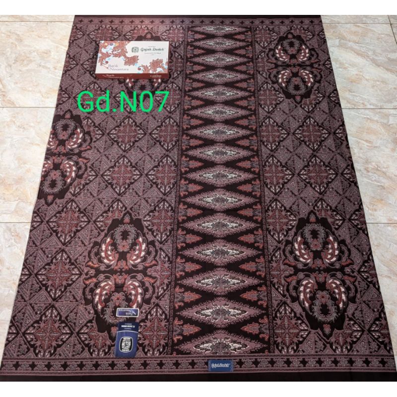 SARUNG GAJAH DUDUK BATIK