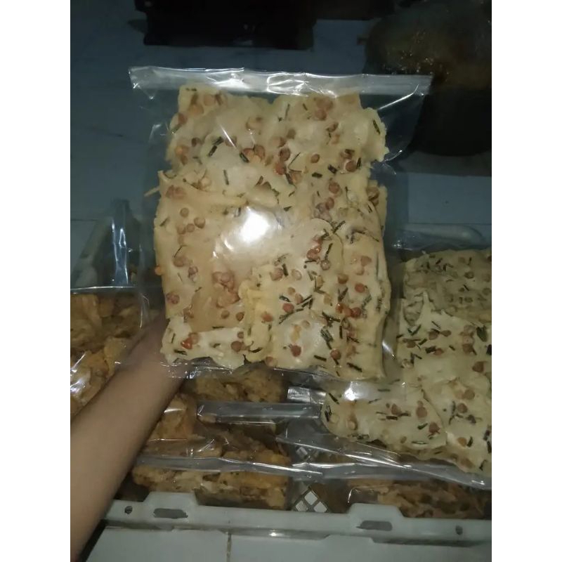 

peyek kacang ukuran 250 gram
