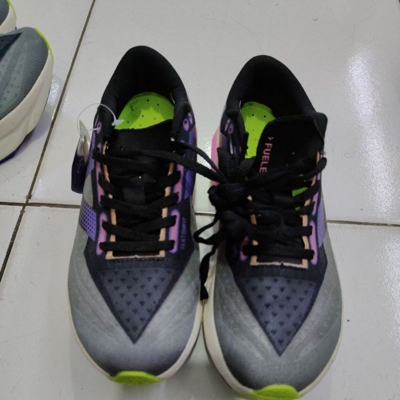 New Balance Elite FUELCELL