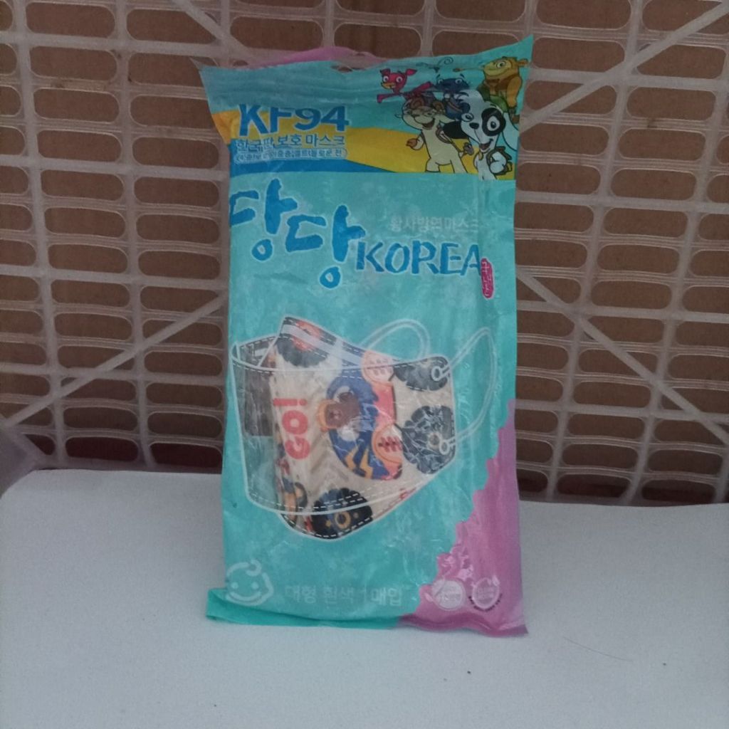 Masker Anak KF94 motif Korea