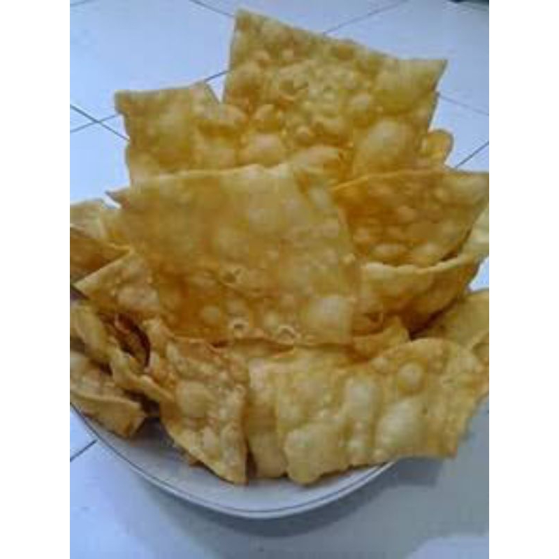

kripik bawang/pangsit 250g gurih renyah mantul