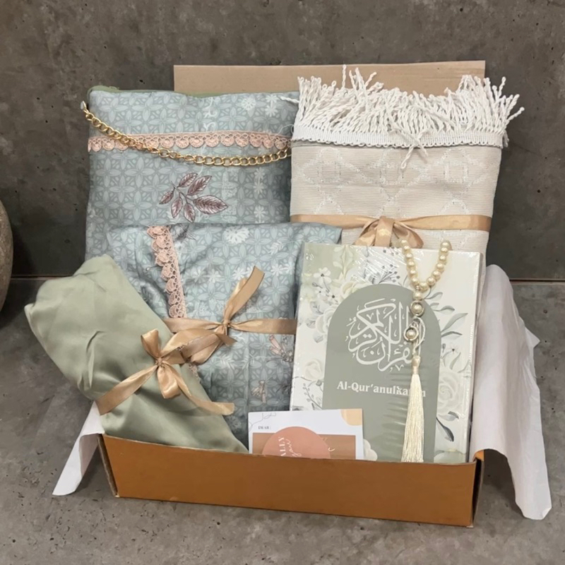 Serah studio - Paket Mukena Seserahan lengkap Mahar Alat sholat Muekna armany silk mewah motif