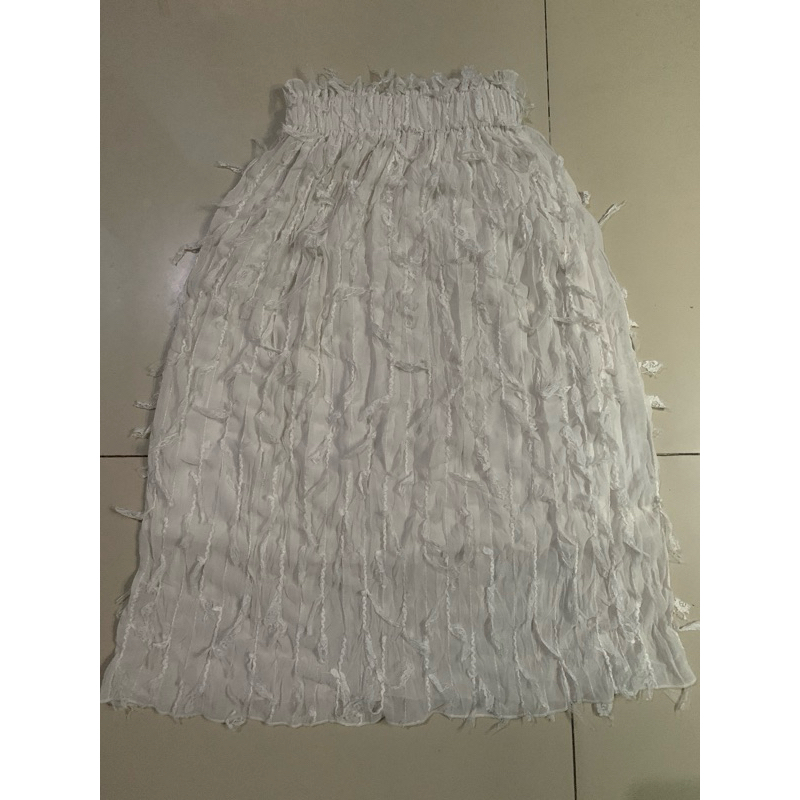 preloved ruffle maxi skirt coquette fairycore