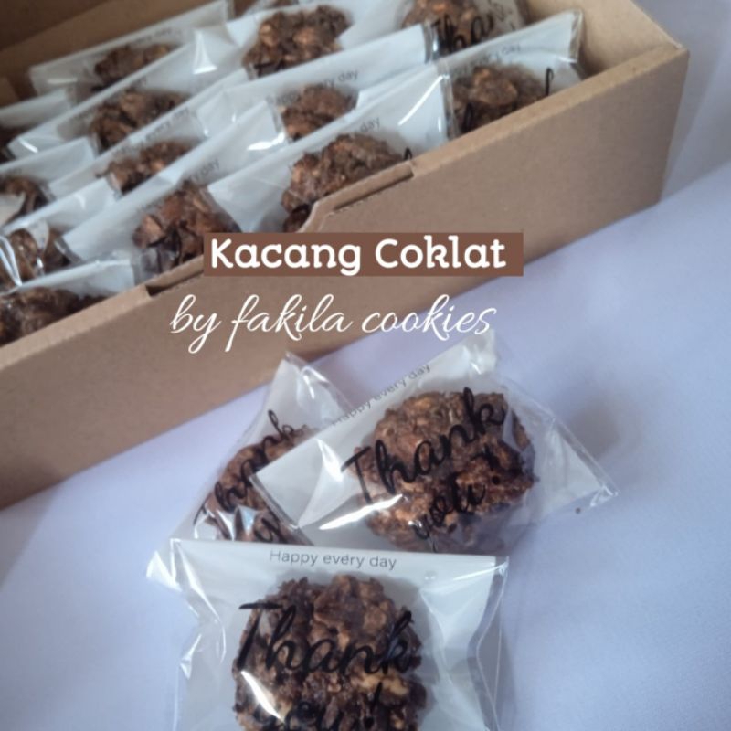 

Kue Kacang coklat premium isi 15 pcs