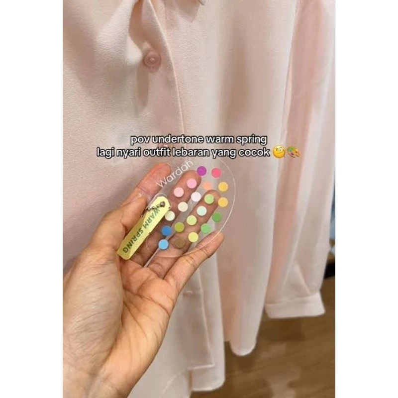 

Glow Up With PERSONAL COLOR TEST [ READYSTOCK INSTAN SAMEDAY ] SWATCH FAN, KEYCHAIN, Season AUTUMN SPRING WINTER SUMMER
