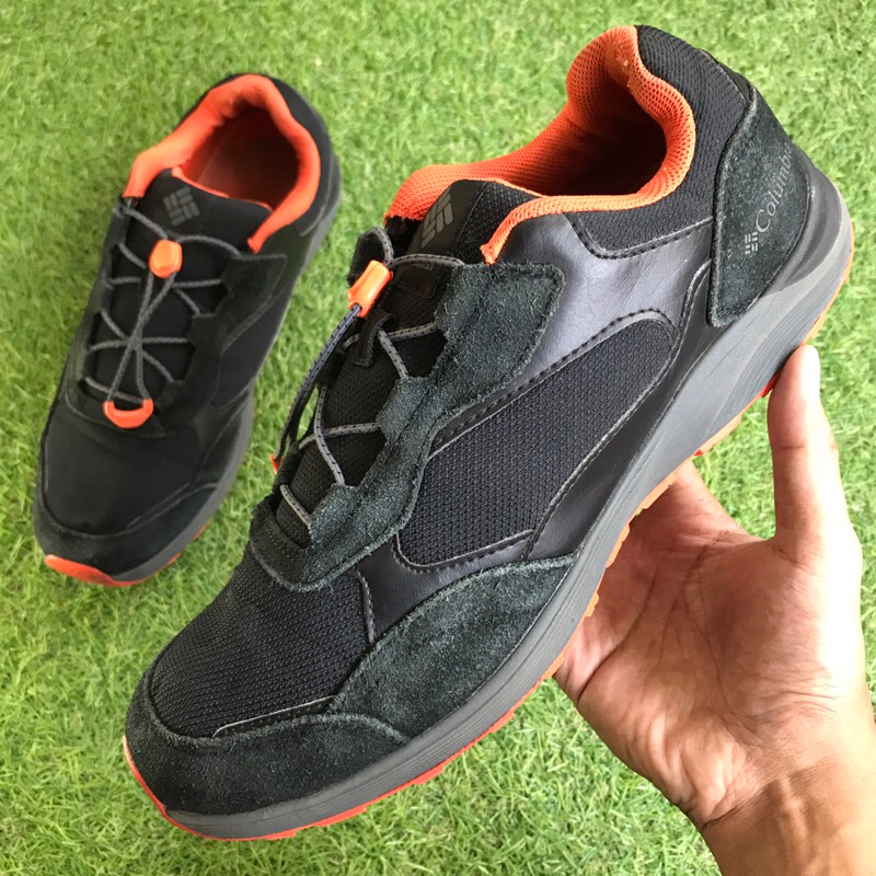 Sepatu Gunung Columbia Black Orange preloved size 42