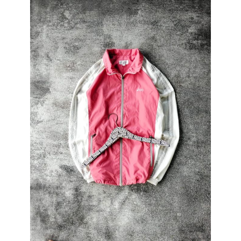 jaket merah putih